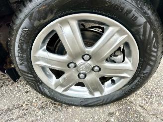 Toyota iQ 1.0 VVTi 68pk automaat Aspiration - 44dkm nap - navi - clima - keyless entry + start - lmv - pdc picture 65