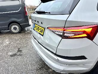 Skoda Kodiaq 1.5 TSI 150pk 7-traps aut Sportline Bus - nap - nardo grey - keyless - virtual - sfeerverl - nav - cam - memory picture 106