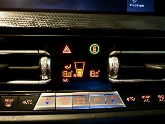 BMW 1-serie 118i 136pk 7-Traps aut High Exe - nap - virtual - nav - cam - front + line + park assist - leer + stoelverw - sfeerverl picture 29