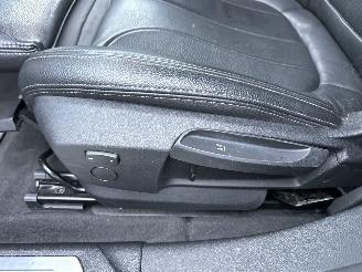 BMW 1-serie 118i 136pk 7-Traps aut High Exe - nap - virtual - nav - cam - front + line + park assist - leer + stoelverw - sfeerverl picture 53