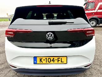 Volkswagen ID.3 58kWh 204pk aut First Plus - nap - navi - cam - keyless - 19 inch - stuurverw - front + line assist - sfeerverl picture 76