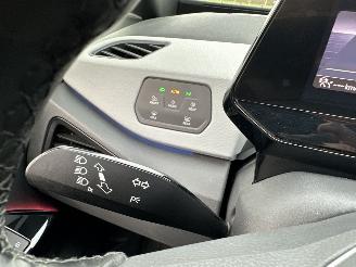 Volkswagen ID.3 58kWh 204pk aut First Plus - nap - navi - cam - keyless - 19 inch - stuurverw - front + line assist - sfeerverl picture 43