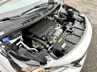 Peugeot 3008 1.2 Turbo 131pk 6-bak Premium - nap - navi - cam - virtual - elektr klep - 19 inch - line assist - keyless - pdc v+a picture 70