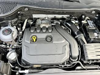 Skoda Karoq 1.5 TSI 150pk 7-Traps aut Bus.Edition - nap - navi - stoelverw - pdc - front assist - keyless start - inkl trekh picture 67