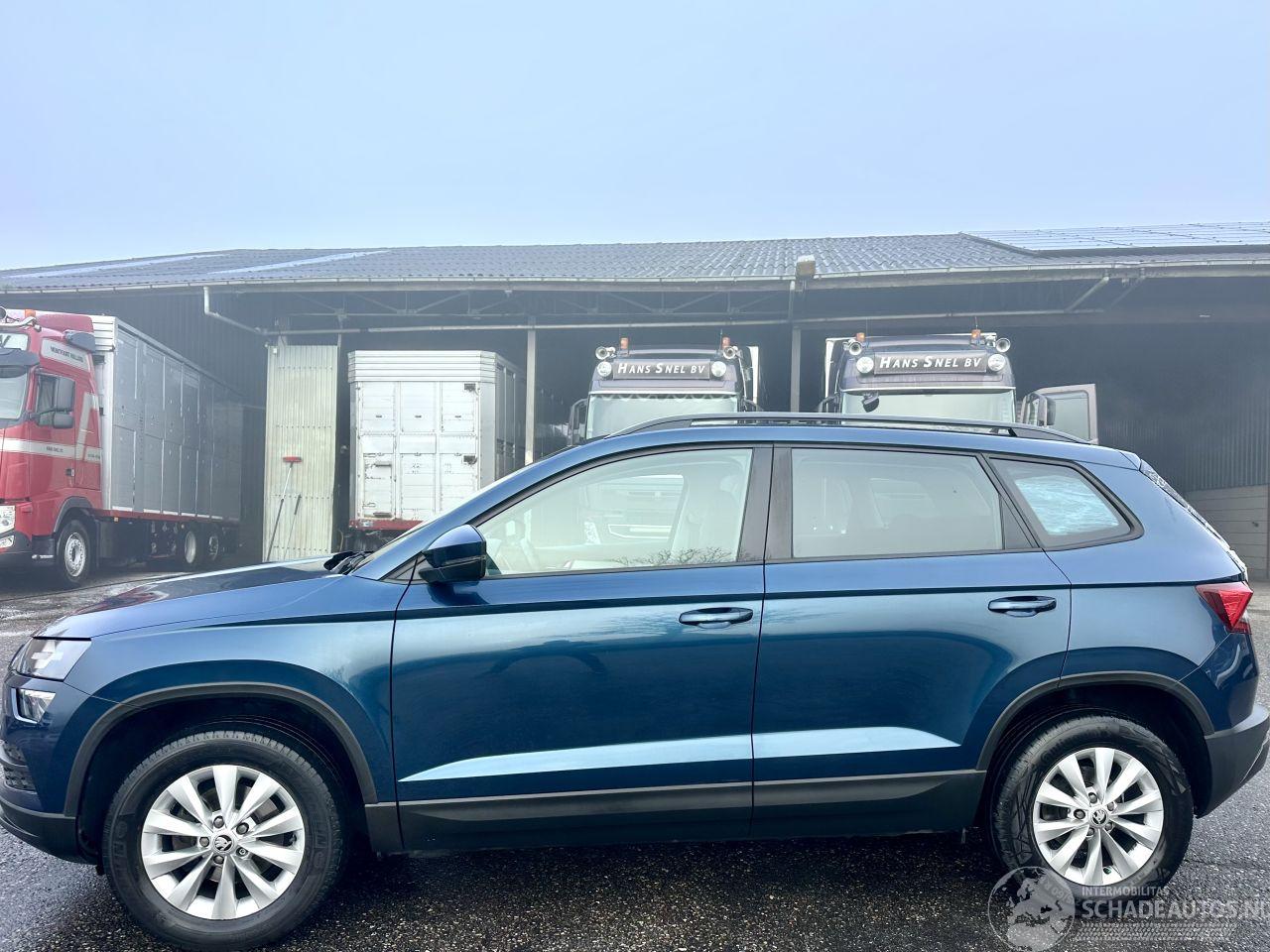 Skoda Karoq 1.5 TSI 150pk 7-Traps aut Bus.Edition - nap - navi - stoelverw - pdc - front assist - keyless start - inkl trekh