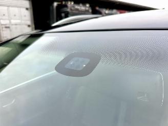 Volkswagen Passat 1.4 TSI 122pk dsg aut + f1 Highline - nap - dvd in hoofdsteunen - navi - clima - cruise - leer + stoelverw picture 7