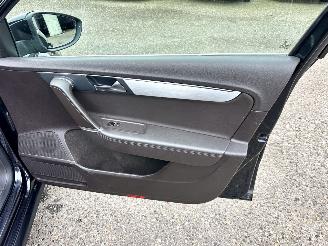 Volkswagen Passat 1.4 TSI 122pk dsg aut + f1 Highline - nap - dvd in hoofdsteunen - navi - clima - cruise - leer + stoelverw picture 44