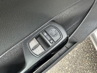 Opel Corsa gereserveerd 1.4-16V 101pk cosmo 5drs - pano - nap - clima - cruise - half leer - pdc - licht + regens + dimmend binnenspiegel picture 40