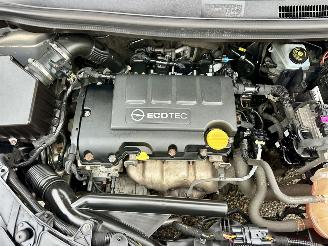 Opel Corsa gereserveerd 1.4-16V 101pk cosmo 5drs - pano - nap - clima - cruise - half leer - pdc - licht + regens + dimmend binnenspiegel picture 55