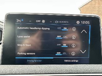 Peugeot 3008 1.2T PureTech 131pk aut + f1 Première - virtual - line + side assist - clima - cruise - pdc v+a - privacy glass picture 43