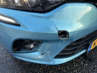 Renault Clio gereserveerd 1.6 E-Tech Hybrid 8-traps aut 140 Intens - nap - 360cam - keyless - navi - front + line + side + park assist - virtual picture 14