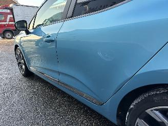 Renault Clio gereserveerd 1.6 E-Tech Hybrid 8-traps aut 140 Intens - nap - 360cam - keyless - navi - front + line + side + park assist - virtual picture 81