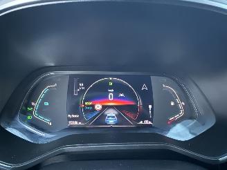 Renault Clio gereserveerd 1.6 E-Tech Hybrid 8-traps aut 140 Intens - nap - 360cam - keyless - navi - front + line + side + park assist - virtual picture 25