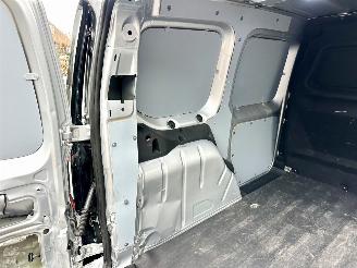 Volkswagen Caddy 1.5 TSI 116pk 7-traps aut Highl - nap - virtual - standkachel - nav - cam - front + line + side + park assist picture 56