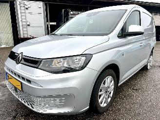 Volkswagen Caddy 1.5 TSI 116pk 7-traps aut Highl - nap - virtual - standkachel - nav - cam - front + line + side + park assist picture 2