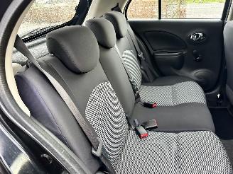 Nissan Micra gereserveerd 1.2i 80pk Connect Edition 5drs - navi - clima - cruise - pdc v+a - licht + regensensor - gebruikerssporen picture 44