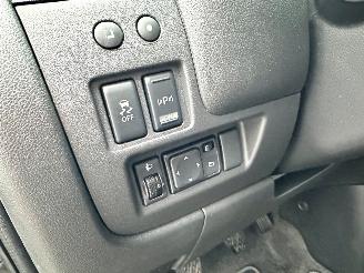 Nissan Micra gereserveerd 1.2i 80pk Connect Edition 5drs - navi - clima - cruise - pdc v+a - licht + regensensor - gebruikerssporen picture 34