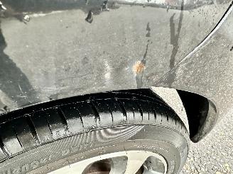 Nissan Micra gereserveerd 1.2i 80pk Connect Edition 5drs - navi - clima - cruise - pdc v+a - licht + regensensor - gebruikerssporen picture 64