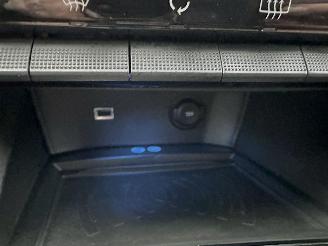 Peugeot 5008 1.2T 131pk 6-traps aut + F1 Crossway 7Pers - navi - leer - virtual - camera v+a - line + side assist - 50dkm picture 58