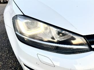 Volkswagen Golf 1.2 TSI 105pk 6-bak Highl 5drs - pano - nap - xenon - massage - navi - stoelverw - half leer - bearlock picture 95