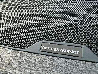 Volvo V-60 2.4 D5 Hybrid aut AWD R-Design - schuifdak - leer - nav - cam - front + line + side assist - harman/kardon picture 19