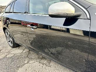 Volvo V-60 2.4 D5 Hybrid aut AWD R-Design - schuifdak - leer - nav - cam - front + line + side assist - harman/kardon picture 93