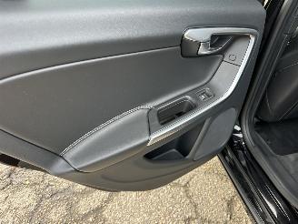 Volvo V-60 2.4 D5 Hybrid aut AWD R-Design - schuifdak - leer - nav - cam - front + line + side assist - harman/kardon picture 61