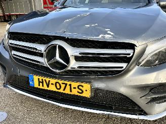 Mercedes GLC 220d 170pk 9-traps aut + f1 4Matic AMG - pano - nap - navi - camera - 20 inch - trekh - elektr klep picture 11