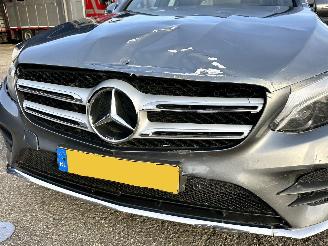 Mercedes GLC 220d 170pk 9-traps aut + f1 4Matic AMG - pano - nap - navi - camera - 20 inch - trekh - elektr klep picture 11