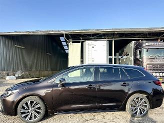 Avarii autoturisme Toyota Corolla Touring Sports 1.8 Hybrid 148pk aut Dynamic - nap - 2021/4