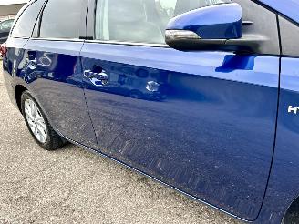 Toyota Auris Touring Sports gereserveerd 1.8 Hybrid 123pk aut pano - nap - navi - camera - keyless - front + park + line assist - pdc v+a picture 91