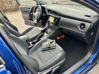Toyota Auris Touring Sports gereserveerd 1.8 Hybrid 123pk aut pano - nap - navi - camera - keyless - front + park + line assist - pdc v+a picture 22