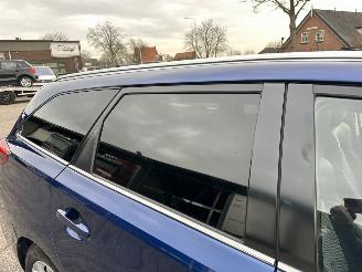 Toyota Auris Touring Sports gereserveerd 1.8 Hybrid 123pk aut pano - nap - navi - camera - keyless - front + park + line assist - pdc v+a picture 89