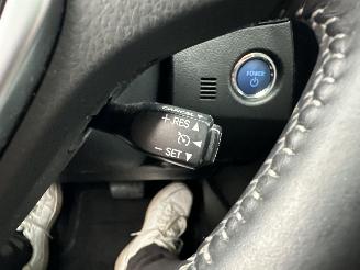 Toyota Auris Touring Sports gereserveerd 1.8 Hybrid 123pk aut pano - nap - navi - camera - keyless - front + park + line assist - pdc v+a picture 29