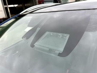 Toyota Auris Touring Sports gereserveerd 1.8 Hybrid 123pk aut pano - nap - navi - camera - keyless - front + park + line assist - pdc v+a picture 9