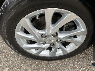 Toyota Auris Touring Sports gereserveerd 1.8 Hybrid 123pk aut pano - nap - navi - camera - keyless - front + park + line assist - pdc v+a picture 75