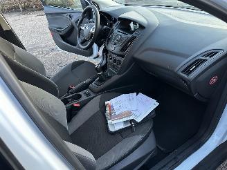 Ford Focus Gereserveerd 1.0T Ecoboost 101pk Edition 5drs - 64dkm - airco - 51.360km distr.riem + waterpomp vernieuwd in 5/2025 picture 22