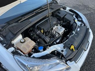 Ford Focus Gereserveerd 1.0T Ecoboost 101pk Edition 5drs - 64dkm - airco - 51.360km distr.riem + waterpomp vernieuwd in 5/2025 picture 64