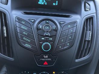 Ford Focus Gereserveerd 1.0T Ecoboost 101pk Edition 5drs - 64dkm - airco - 51.360km distr.riem + waterpomp vernieuwd in 5/2025 picture 29