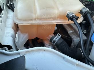 Ford Focus Gereserveerd 1.0T Ecoboost 101pk Edition 5drs - 64dkm - airco - 51.360km distr.riem + waterpomp vernieuwd in 5/2025 picture 69