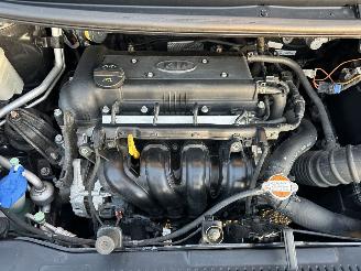 Kia Venga 1.4 CVVT 90pk X-Pect - 77dkm - airco - stoelverw - lichtsensor - pdc - esp - usb - aux - cv op afstandbed picture 68