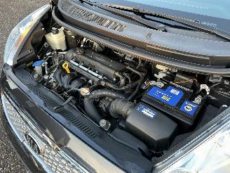 Kia Venga 1.4 CVVT 90pk X-Pect - 77dkm - airco - stoelverw - lichtsensor - pdc - esp - usb - aux - cv op afstandbed picture 64