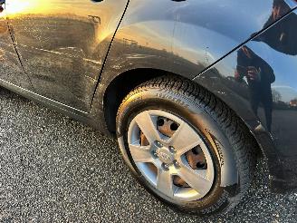 Kia Venga 1.4 CVVT 90pk X-Pect - 77dkm - airco - stoelverw - lichtsensor - pdc - esp - usb - aux - cv op afstandbed picture 76