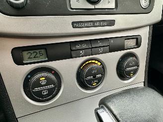 Volkswagen Passat 2.0 FSI 150pk 6-Traps automaat Comf Bus - nap - clima - cruise - navi - pdc v+a - licht + regensensor picture 20