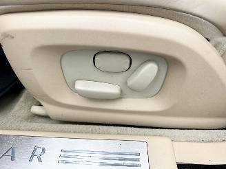 Jaguar XF 3.0 V6 238pk aut + f1 Prem Luxury - schuifdak - leer - nav - cam - elektr rollo - B&W - stoelvent - stuurverw picture 42