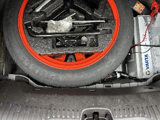 Jaguar XF 3.0 V6 238pk aut + f1 Prem Luxury - schuifdak - leer - nav - cam - elektr rollo - B&W - stoelvent - stuurverw picture 81