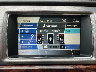 Jaguar XF 3.0 V6 238pk aut + f1 Prem Luxury - schuifdak - leer - nav - cam - elektr rollo - B&W - stoelvent - stuurverw picture 22