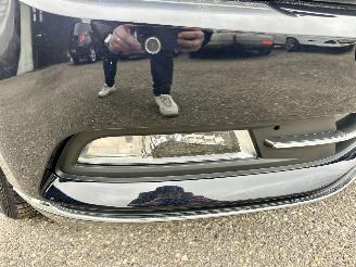 Volkswagen Passat 1.4 TSI 150pk 7-traps aut + f1 Highline sedan - navi - camera - front + line assist - stuurverw - stoelverw picture 83