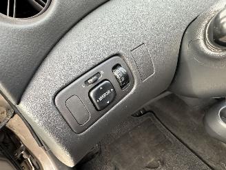 Toyota Yaris 1.5-16V VVT-i 106pk T-Sport - airco - nap - elektr ram + spiegels - lmv - sportint - radio + cd - mistlampen picture 25