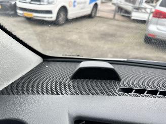 Mercedes Vito 114 CDI 136pk 9-Traps aut + f1 Lang - nap - navi - camera - airco - cruise - bleutooth - pdc v+a picture 28